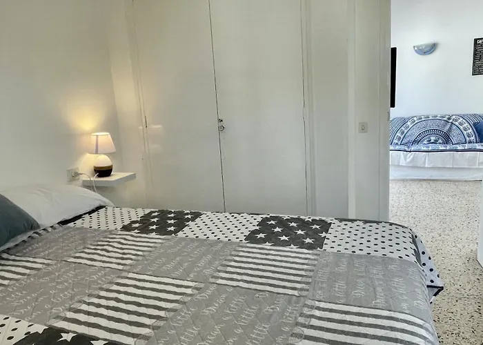 Omega 4 2-c Apartment